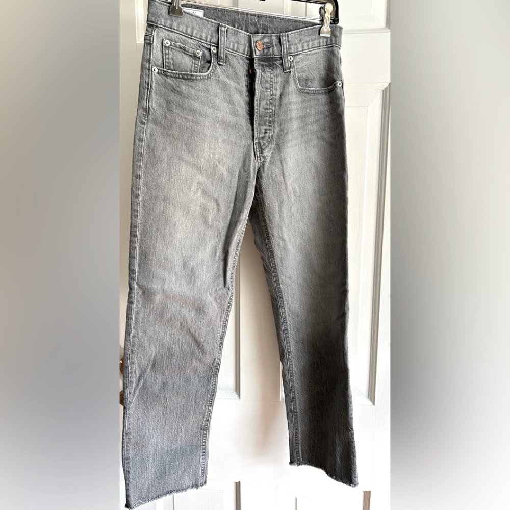 GAP Jeans Cheeky Straight High Rise Women’s 28 6R Regular -worn only a few times